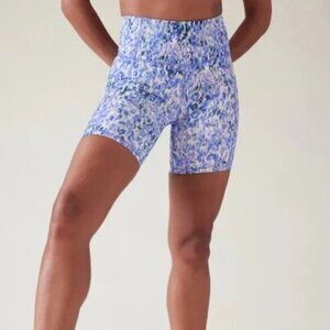 Athleta Ultimate Stash 7" Short / Flare Abstract Blue Size XS